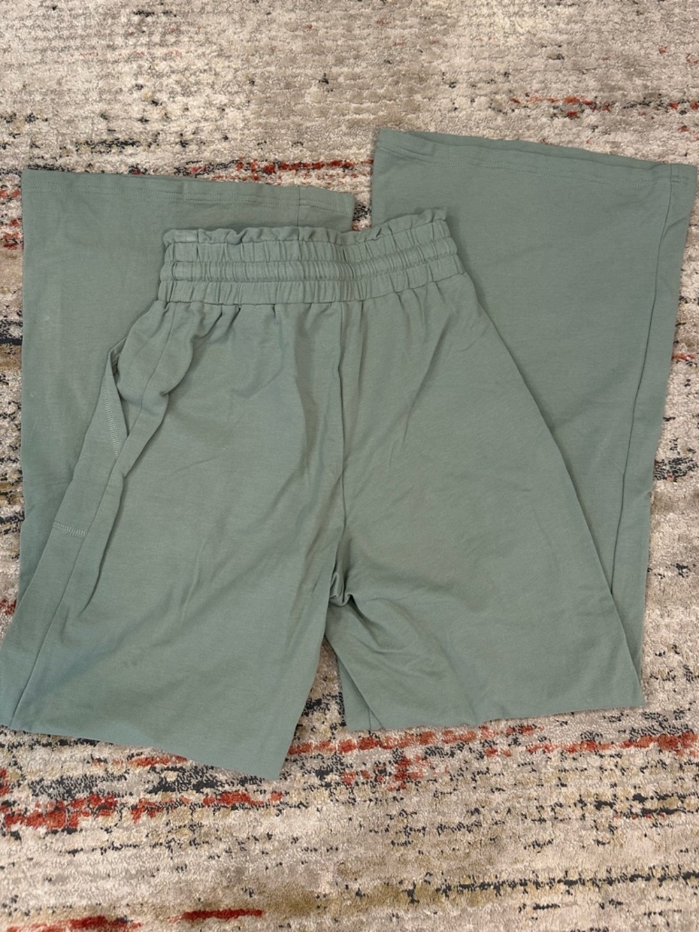 Johnny Was Calme Green Wide Leg
Relaxed Terry Pant size XS - Picture 3 of 6